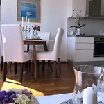 Apartment Buble